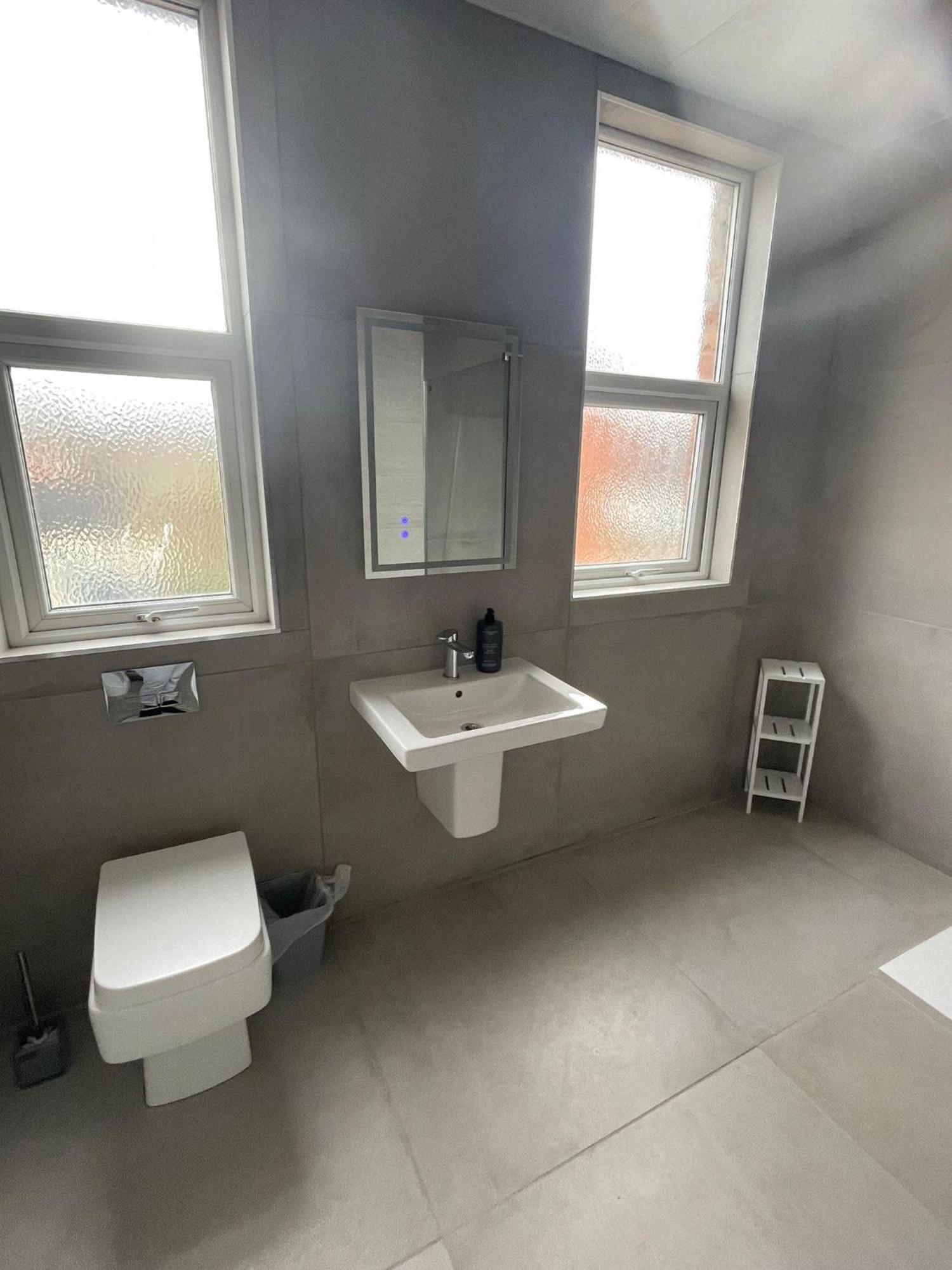 Boutique Rooms Birkenhead Bagian luar foto